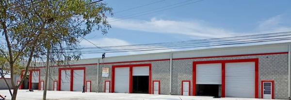 Bodega renta Saltillo 400