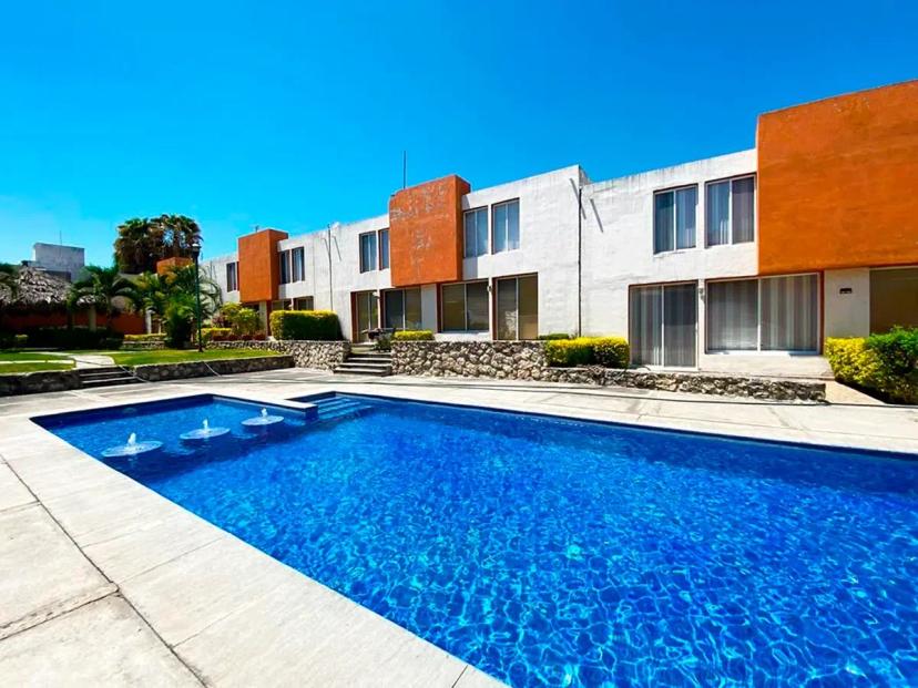 Foto 0 de Casa en venta en Las Palmas, Xochitepec, Morelos | Id nn-gr1000357