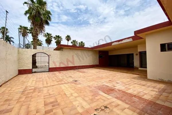 Casa en venta en Navarro, Torreón, Coahuila de Zaragoza