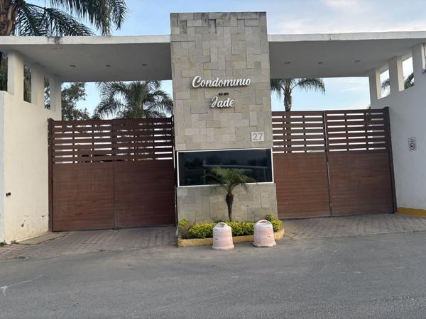 Terreno en condominio Jade