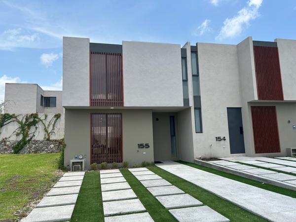 Ven y estrena esta amplia y hermosa casa en Ziré Ven y estrena esta amplia y hermosa casa en Ziré
