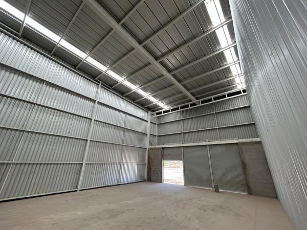 3 Locales en Renta en La Partida, Torreón: Ubicación Estratégica 3 Locales en Renta en La Partida, Torreón: Ubicación Estratégica
