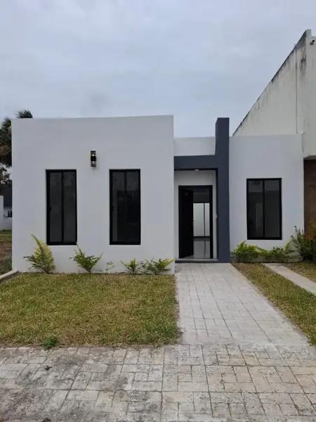 CASA NUEVA DE UN PISO EN VENTA EN RESIDENCIAL TINAJITAS, CERCA DE PASO DEL TORO Y HOSPITAL COVADONGA