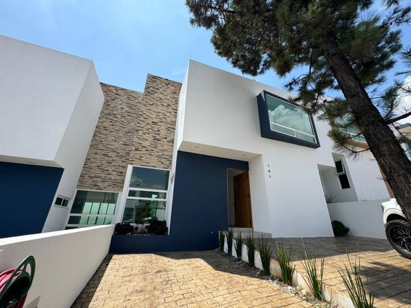 RESIDENCIA EN TEJONES ALTOZANO, MORELIA