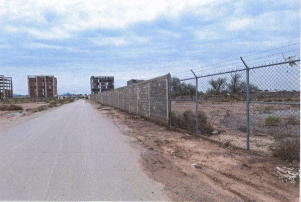 Terreno comercial en venta en Senderos Terreno comercial en venta en Senderos