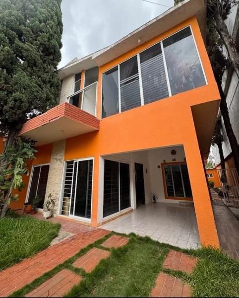 Casa en VENTA en Fraccionamiento Privado Boulevares