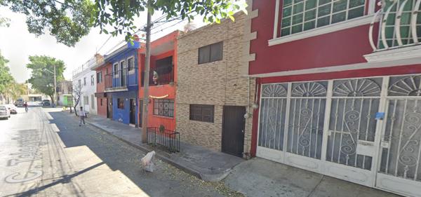 CASA EN VENTA EN LAGOS DE ORIENTE, GDL-JAL