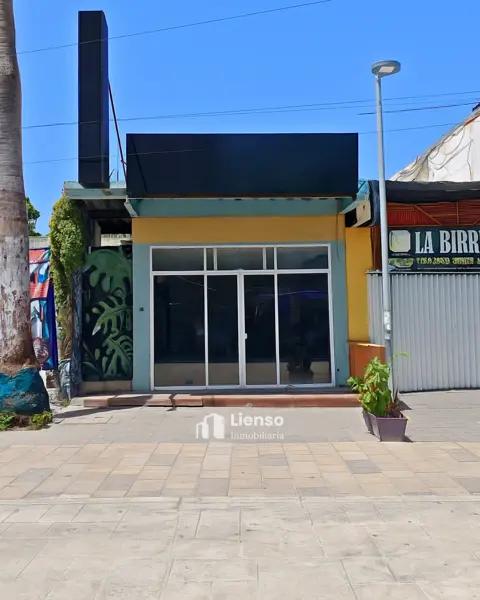 RENTA DE LOCAL COMERCIAL 5TA Y AV 10