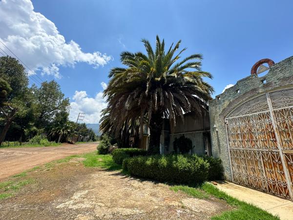 EN VENTA HOTEL Y RESTAURANTE EN PÁTZCUARO MICHOACÁN, A ESCASOS METROS DE LA AUTOPISTA