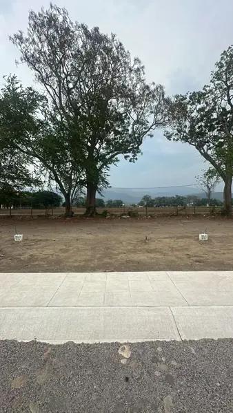 Venta de terreno en el Fraccionamiento Jardín Residencial Autlán de la ciudad de Autlán de Navarro