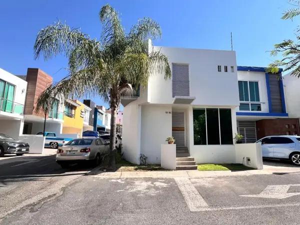Casa en venta en Centinela