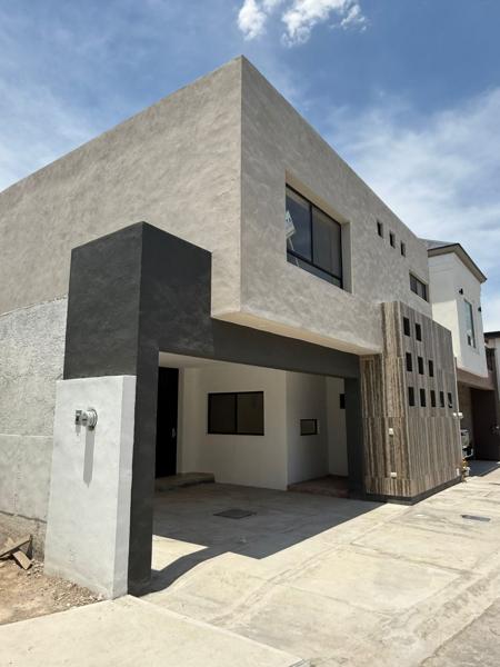 Casa en venta en Rincón de los Encinos, Saltillo, Coahuila de Zaragoza