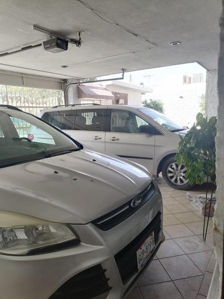 SE VENDE CASA EN AMPLIACIÓN LA ROSITA