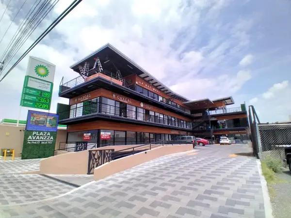 LOCALES EN VENTA EN PLAZA AVANZZA