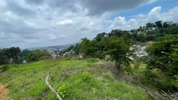 Terreno habitacional/comercial en venta