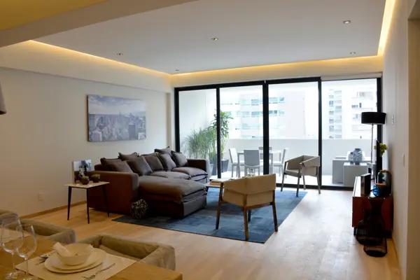 Penthouse en Venta en Hacienda de las Palmas, Huixquilucan: Espacio Moderno y Seguro