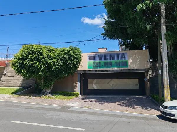 Casa Habitación venta o renta ideal para negocio u oficinas en La Paz Puebla.