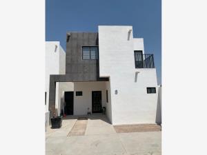 Casa en venta en Las Puertas del Desierto, Torreón, Coahuila de Zaragoza