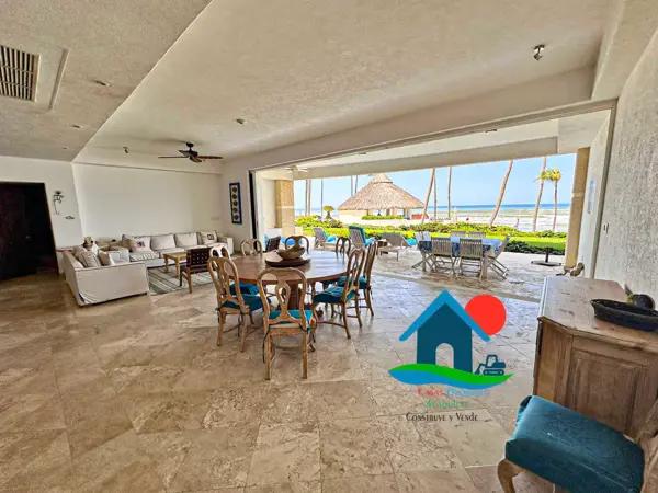 Depto Frente al Mar con Jacuzzi, Jardín y 4 Recámaras Depto Frente al Mar con Jacuzzi, Jardín y 4 Recámaras