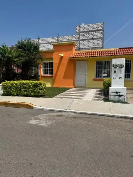 CASA EN VENTA  DE UNA  PISO EN Pirámides