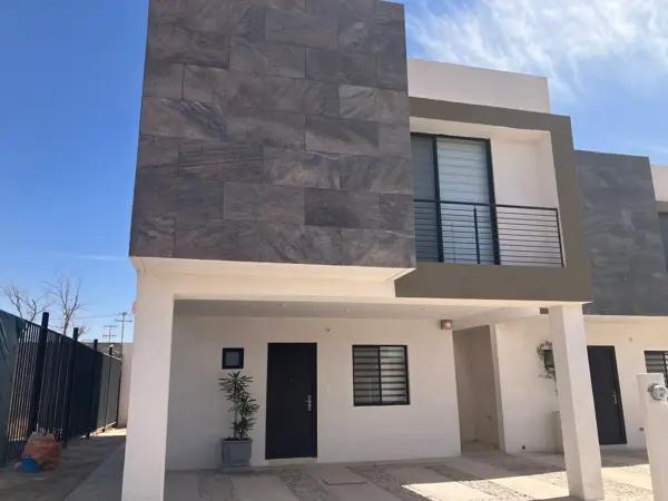 Casa en Venta en Fracc. Nogalera Residencial, Gómez Palacio, Durango