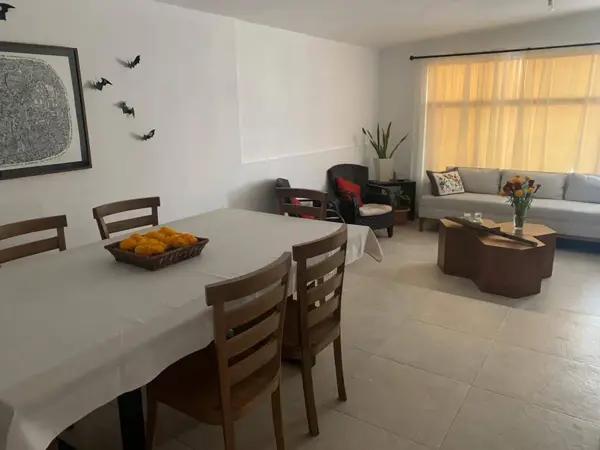 Casa en venta en La Fuente con departamento independiente incluido Casa en venta en La Fuente con departamento independiente incluido
