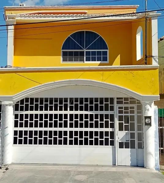 CASA DE 3 RECAMARAS AMUEBLADA EN RENTA EN COL. MORELOS