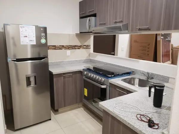 DEPARTAMENTO AMUEBLADO EJECUTIVO FRENTE CENTRO COMERCIAL OUTLET PUNTA NORTE