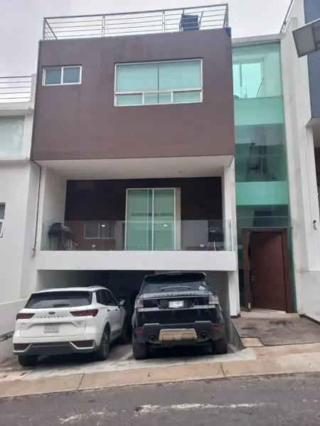 Casa en venta en Bosque Esmeralda, Atizapán de Zaragoza, México