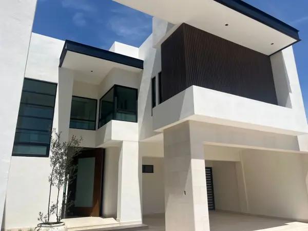 Casa en VENTA en el Cardenchal con excelente distribución Casa en VENTA en el Cardenchal con excelente distribución