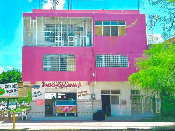 EN VENTA ESQUINA COMERCIAL EN EL CENTRO