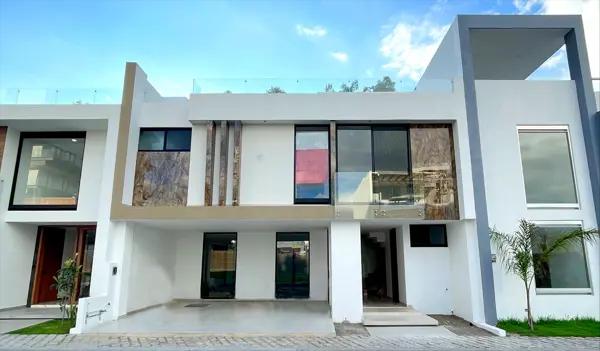 Casa en venta en San Bernardino Tlaxcalancingo, San Andrés Cholula, Puebla
