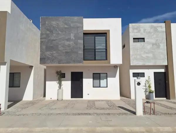 Casa en venta en Fracc. Nogalera Residencial, Gómez Palacio, Dgo.