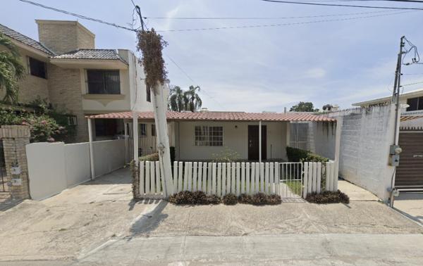 CASA EN VENTA COL. PETROLERA TAMPICO