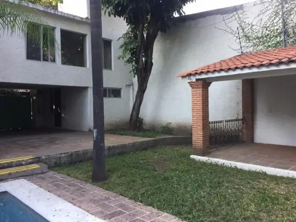 Casa en venta en Acapatzingo, Cuernavaca, Morelos Casa en venta en Acapatzingo, Cuernavaca, Morelos