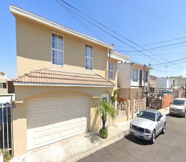 Casa habitación en venta en Otay Universidad, Tijuana - 4 recámaras, amplia cons