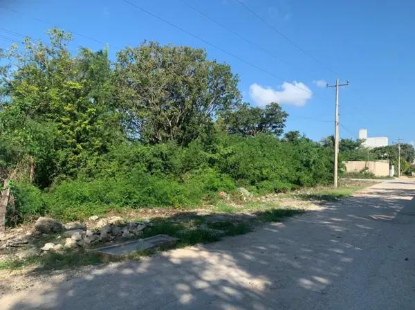 Terreno plano en esquina en venta en Cancún Quintana Roo