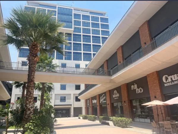 CONSULTORIO EN RENTA EN MAS MEDICA (ZONA NORTE)