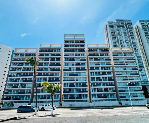 Departamento amueblado en VENTA listo para habitarse en PALMS Residence $3'985,617.00
