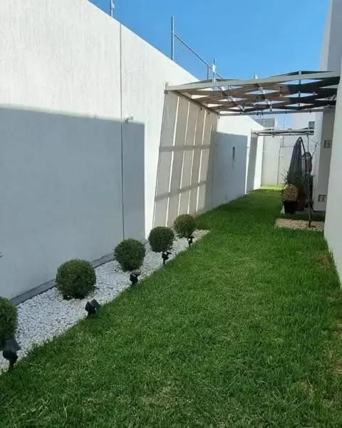 Casa en Venta en Catara - Amplio Jardín y 3 Habitaciones