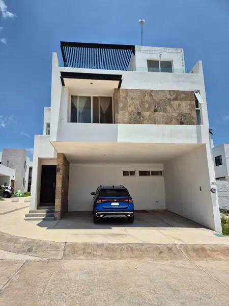 VENTA - CASA EN ALTOS HORNOS, FORJA REAL