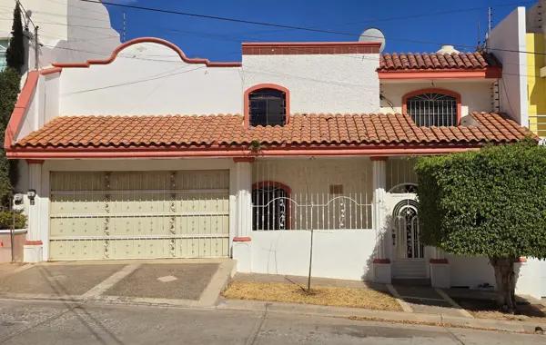 CASA EN RENTA EQUIPADA EN SECTOR RESIDENCIAL MONTEBELLO CULIACAN SINALOA