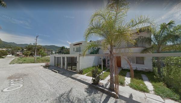 VENDO CASA EN DELFINES, PUERTO VALLARTA-JAL