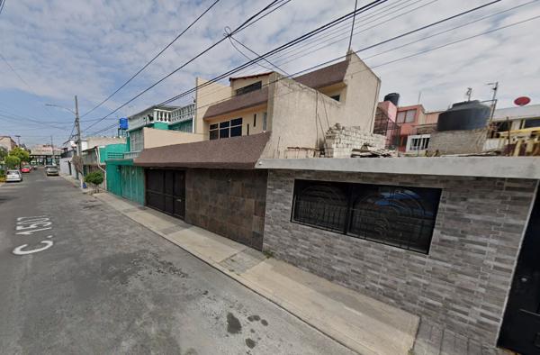 VENDO CASA EN SAN JUAN DE ARAGON VI SECC-GAM