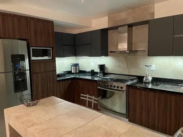 Renta de casa amueblada en Puerta Natura, Villa de Pozos con Alberca y Gimnasio.