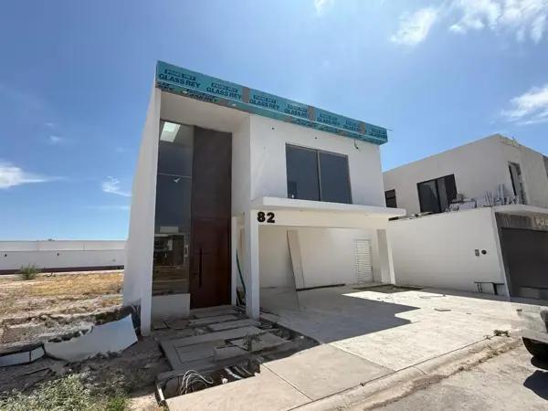 Casa en Venta en Villas del Renacimiento, Torreón - Amplia y Moderna con 3 Recámaras
