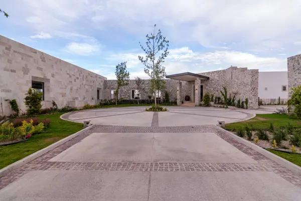Hazte de una ubicación de lujo en La Cava Residencial