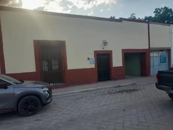 CASA EN RENTA EN EL CENTRO DE PARRAS, COAHUILA