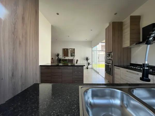 Estrena Casa con 4 Recamaras una de ellas en Planta Baja