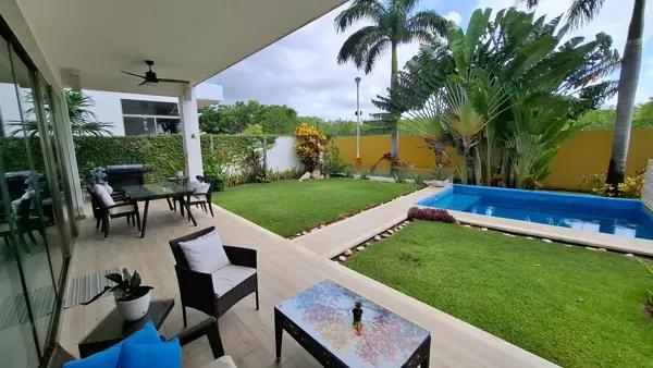 Cancun, Residencial Lagos Del Sol, casa acogedora de 288 m2, 11.7 mdp